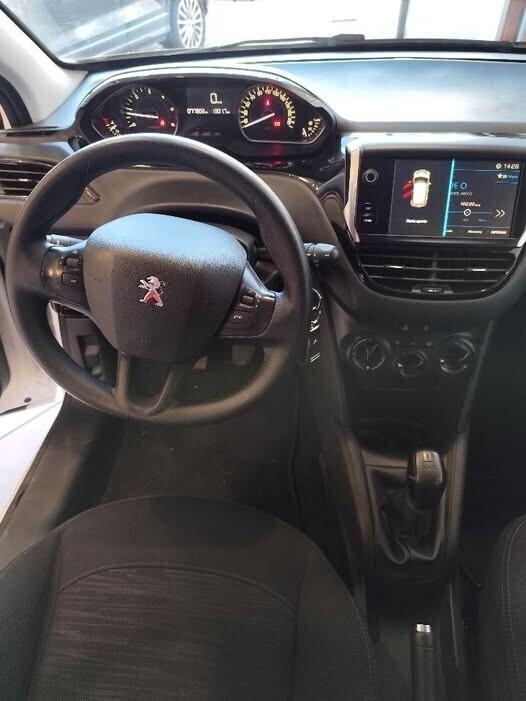 Peugeot 208 1.5 Business 100cv - 2019