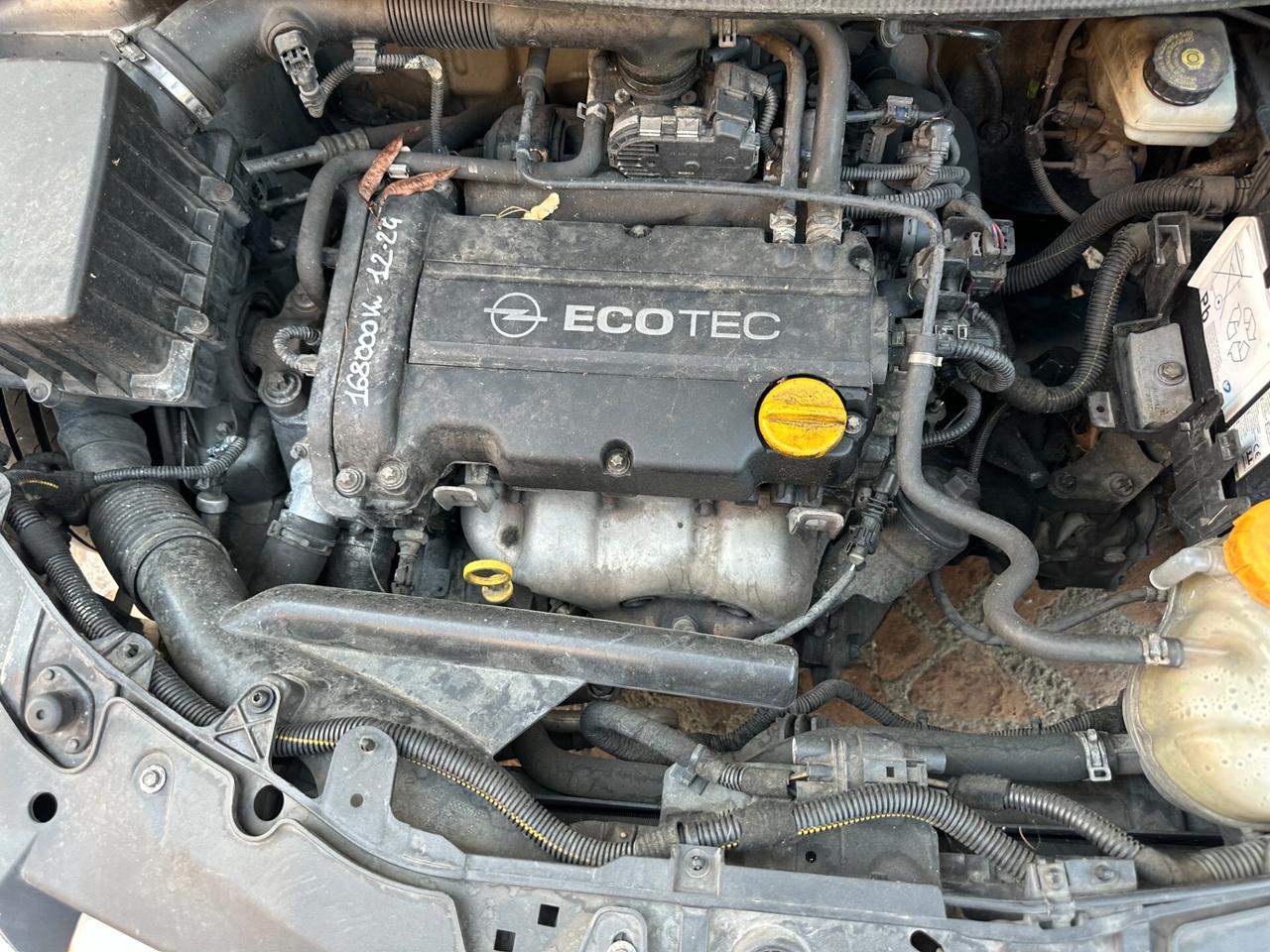 Opel Corsa 1.2 Neopatentati (12 RATE)