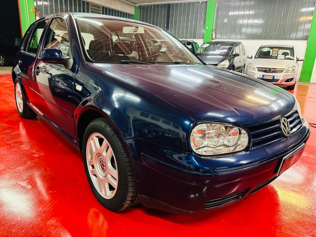 Volkswagen Golf 1.6 cat 5 porte Highline