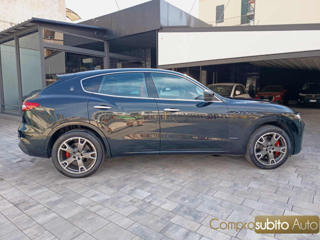MASERATI Levante V6 AWD Gransport