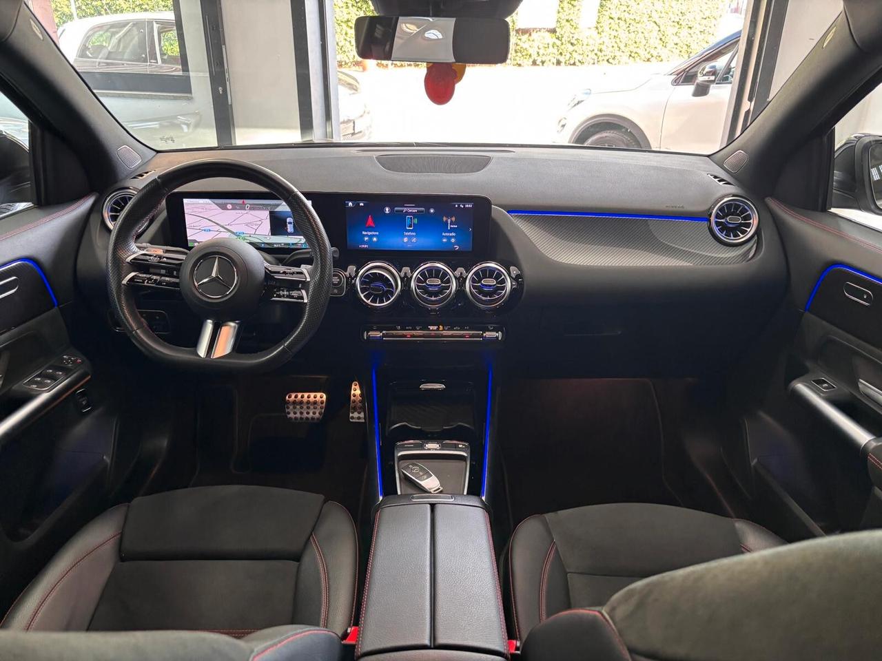 MERCEDES-BENZ GLA 200D PREMIUM AMG LE-NAVI-TETTO