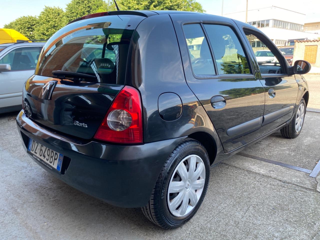 Renault Clio Storia 1.2 5 porte GPL Confort