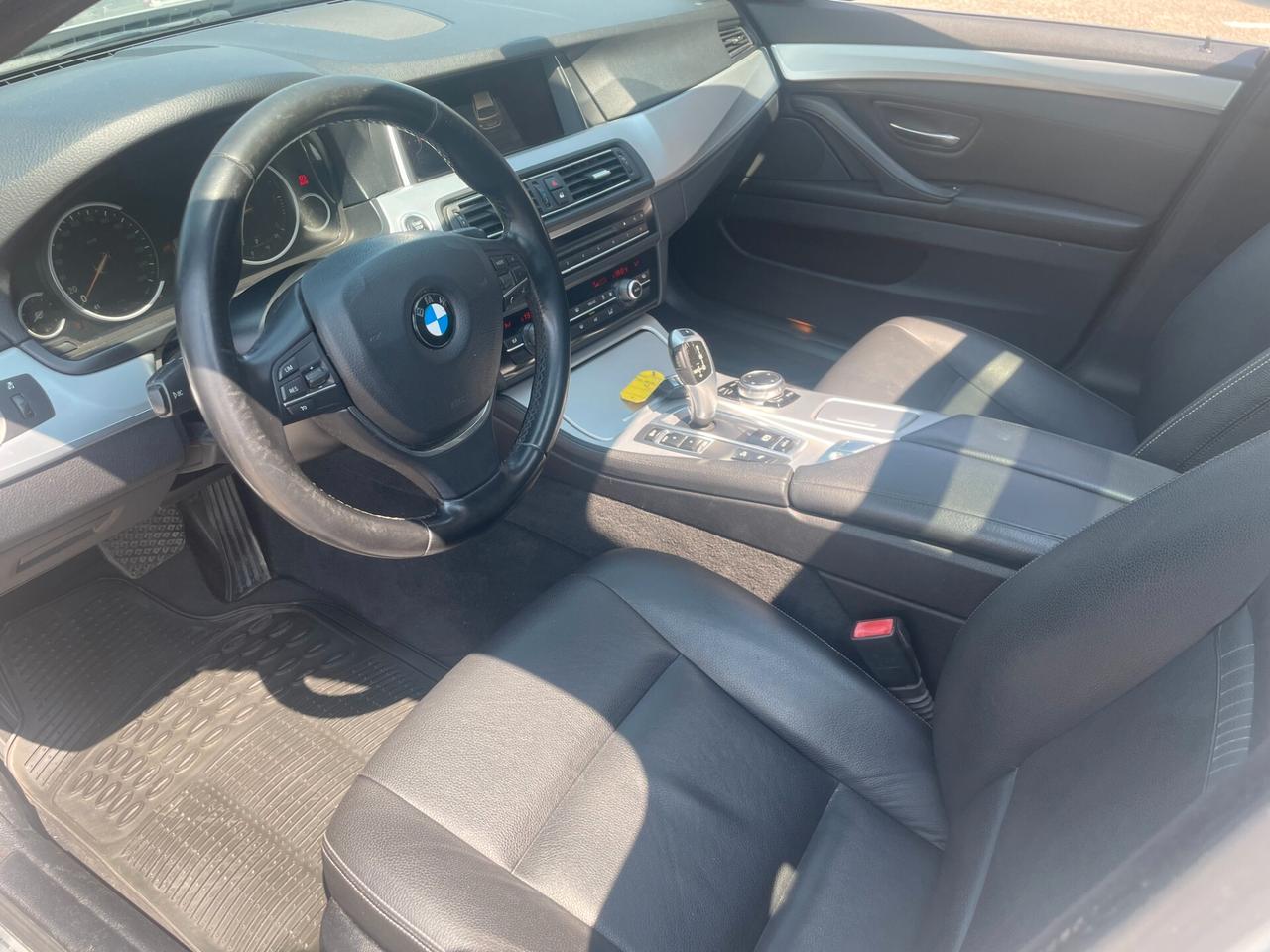 Bmw 520 d xDrive Touring Luxury aut. TETTO APRIBILE