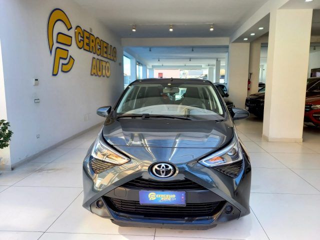 TOYOTA Aygo Connect 1.0 VVT-i 72CV 5 porte x-business da ?125,