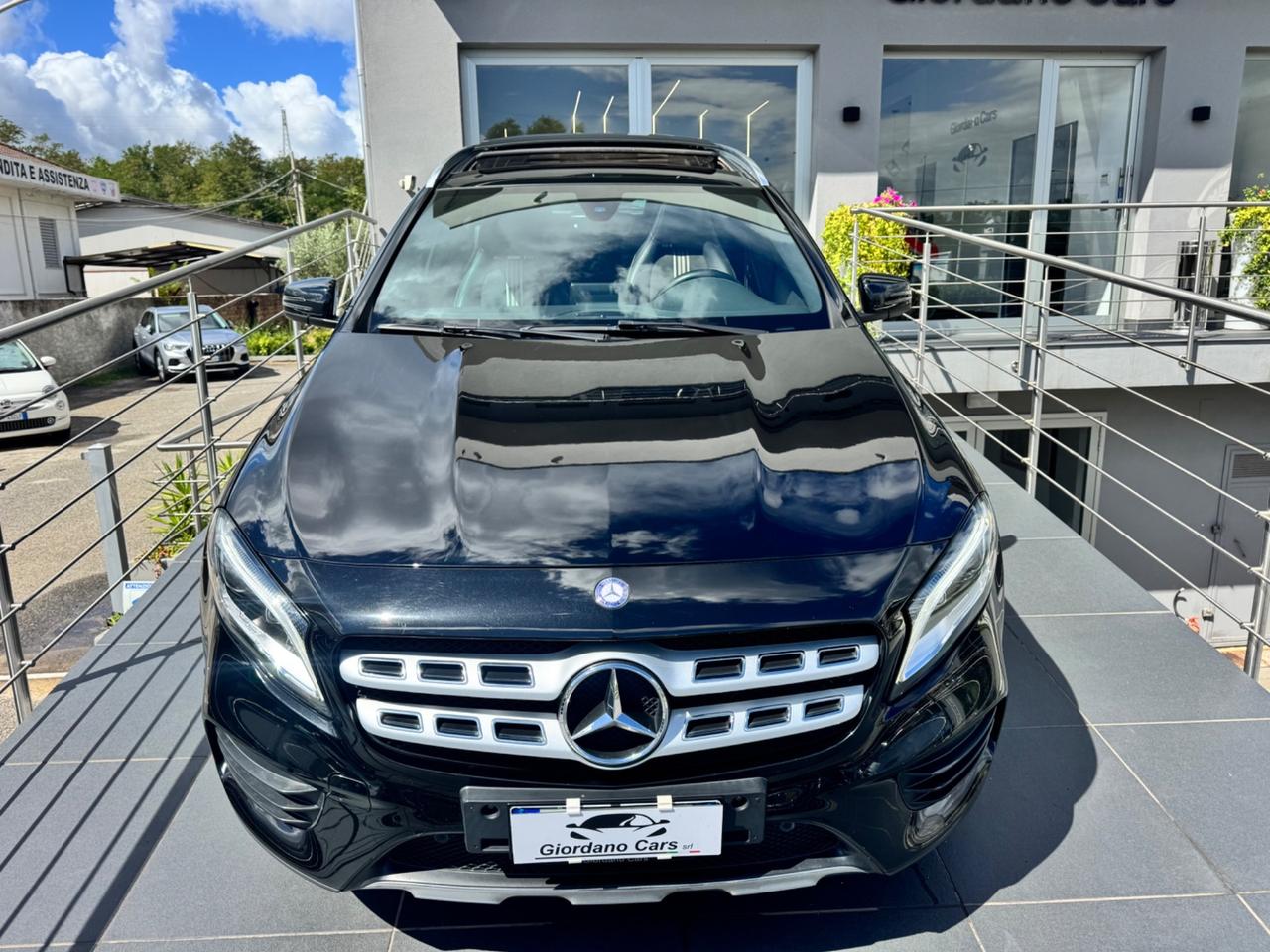 Mercedes-benz GLA 200 d Automatic Premium edition open