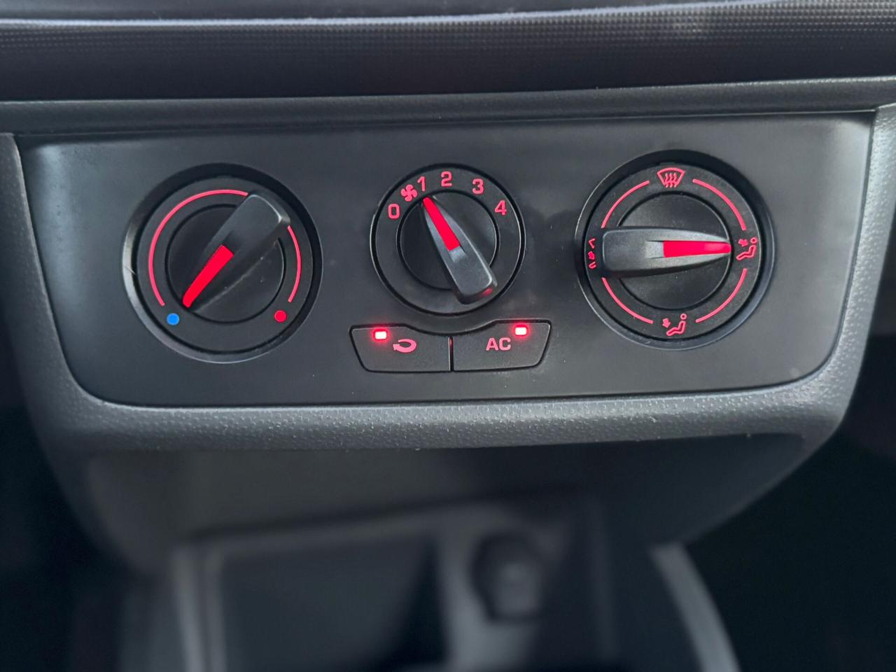 Seat Ibiza 1.2 TDI EURO 5 NEOPATENTATI