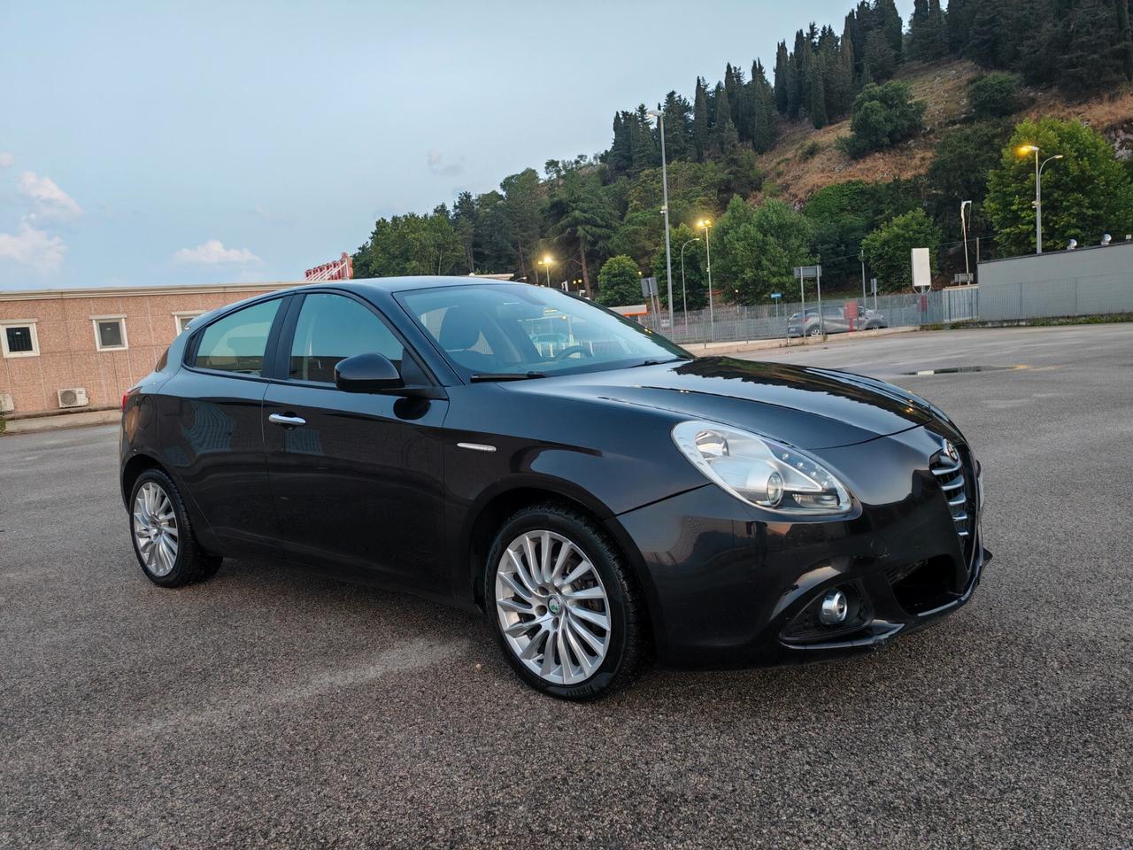 Alfa Romeo Giulietta 1.6 JTDm-2 105 CV Exclusive