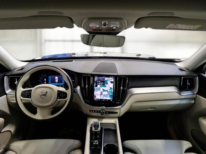 VOLVO XC60 T6 PLUG-IN AWD AUTO RECHARGE INSCR. SUV