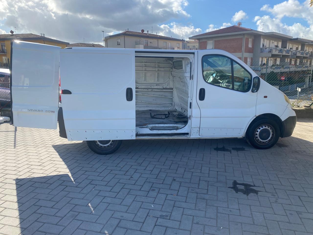 Opel vivaro