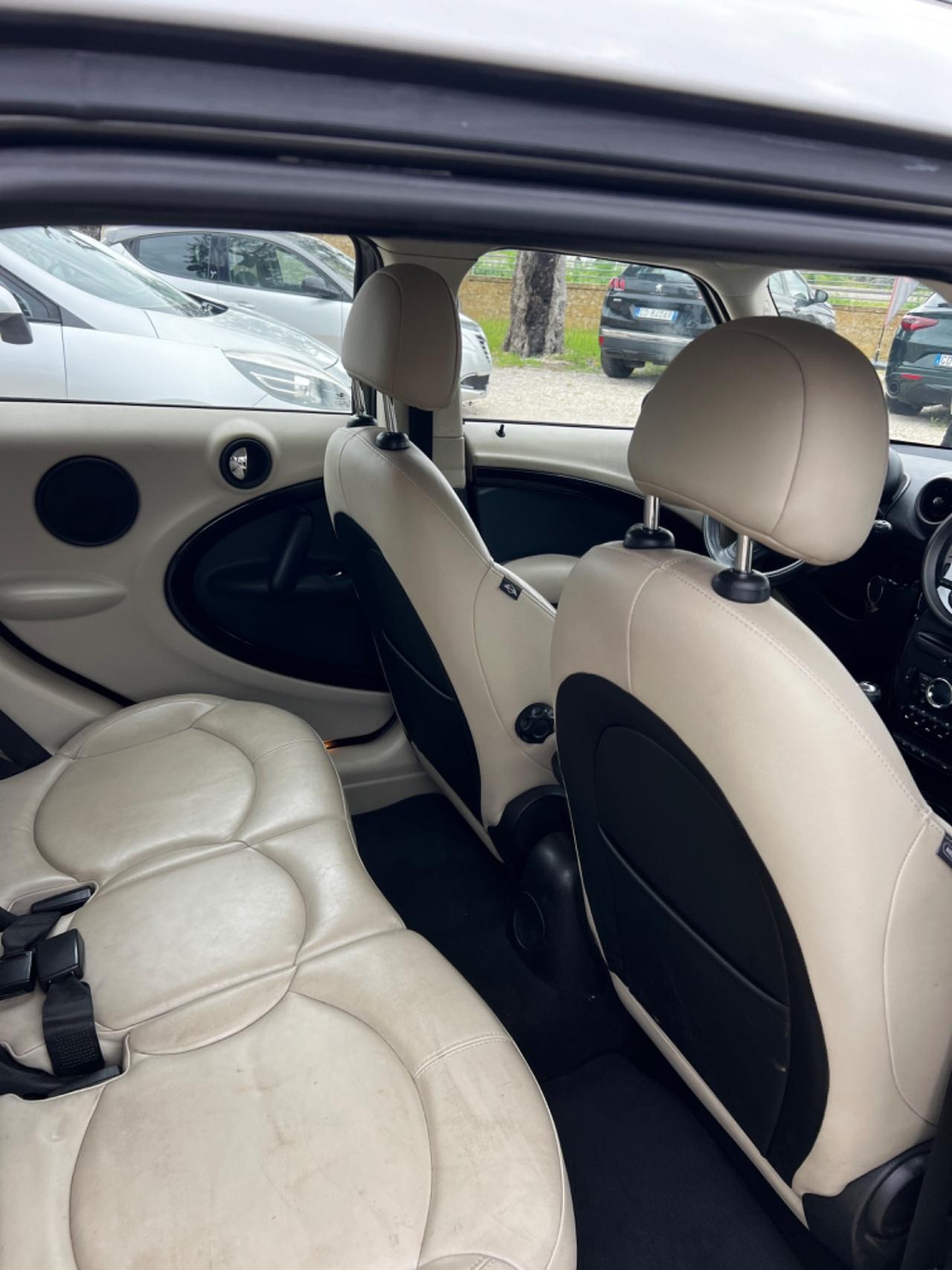 Mini Cooper Countryman 1.6 D con catena di distrib. appena fatta