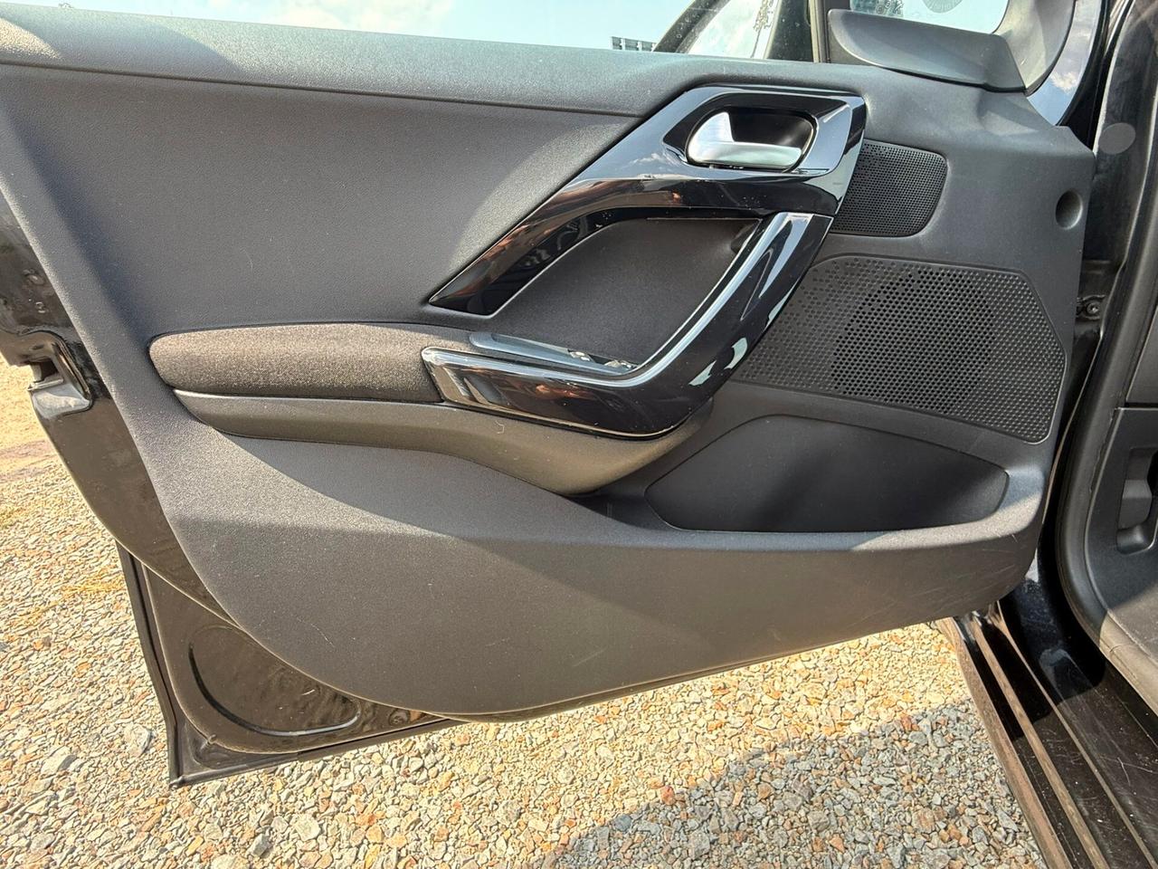 Peugeot 208 BlueHDi 75 5 porte Active