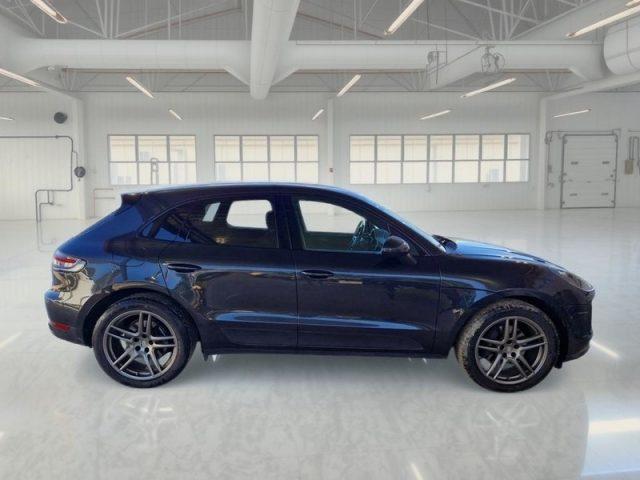 PORSCHE Macan 2.0