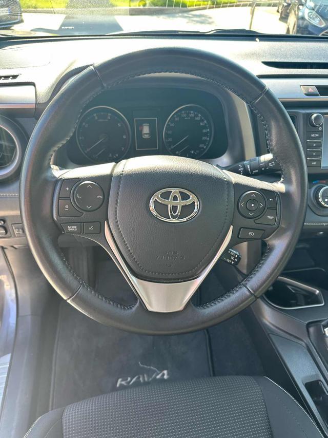 TOYOTA RAV 4 MY23 RAV4 2.0 D-4D 2WD Lounge