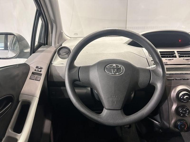 Toyota Yaris Yaris 1.0 5 Porte