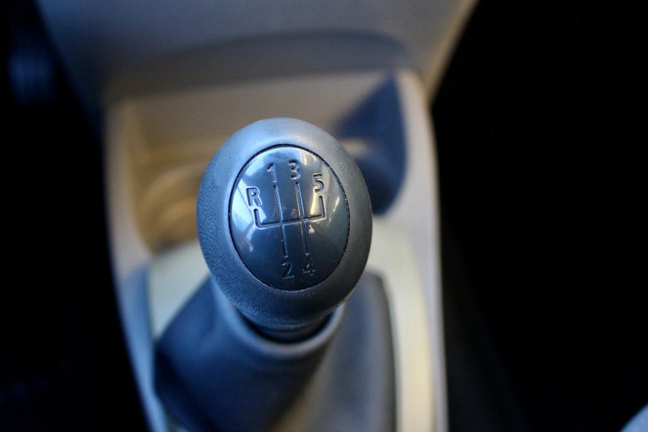 Renault Twingo 1.2 16V DISTRIBUZIONE E TAGLIANDO APPENA FATTI