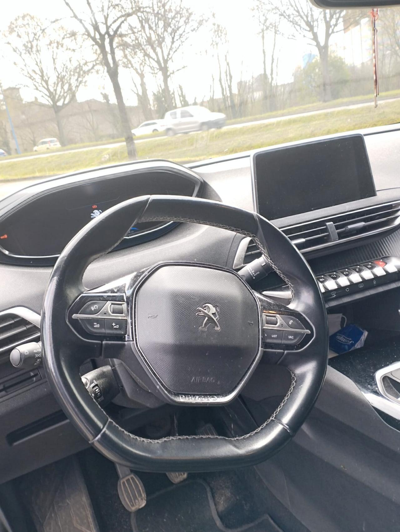 Peugeot 3008 1.5 Active