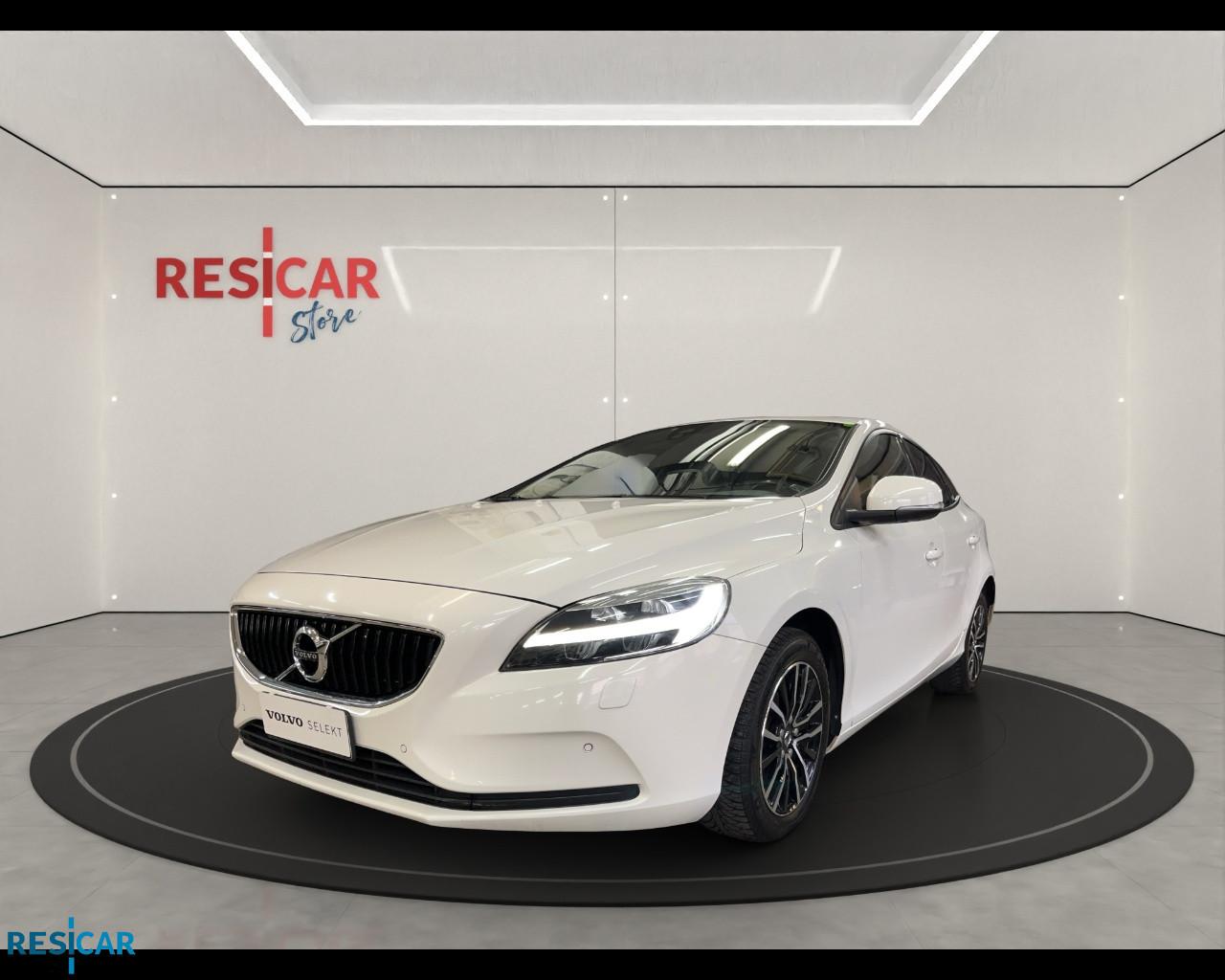 VOLVO V40 2.0 t2 Momentum