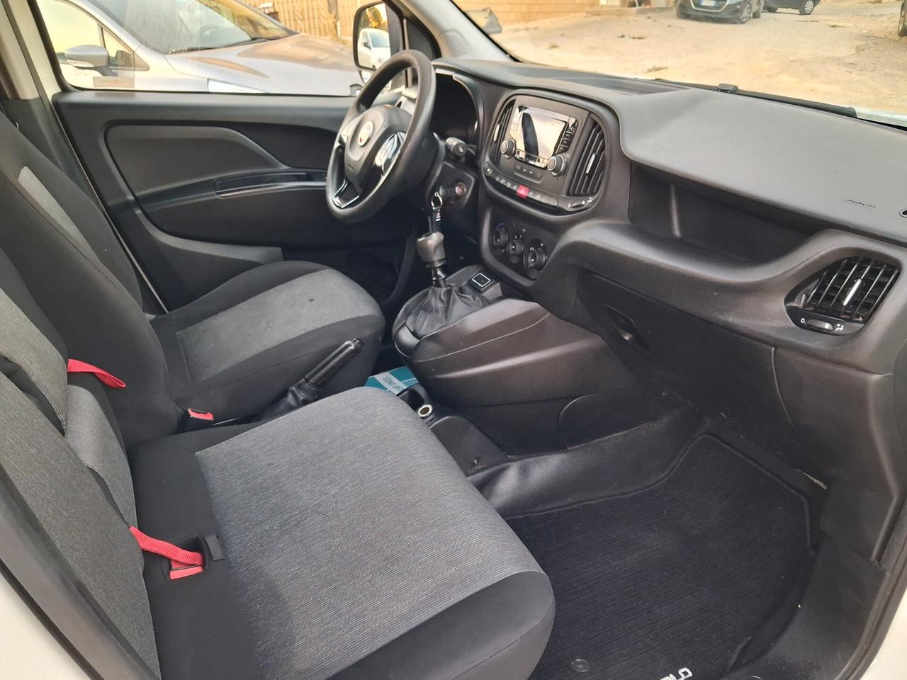 Doblò 1.6 MJT 16V 120CV 3 posti iva deducibile