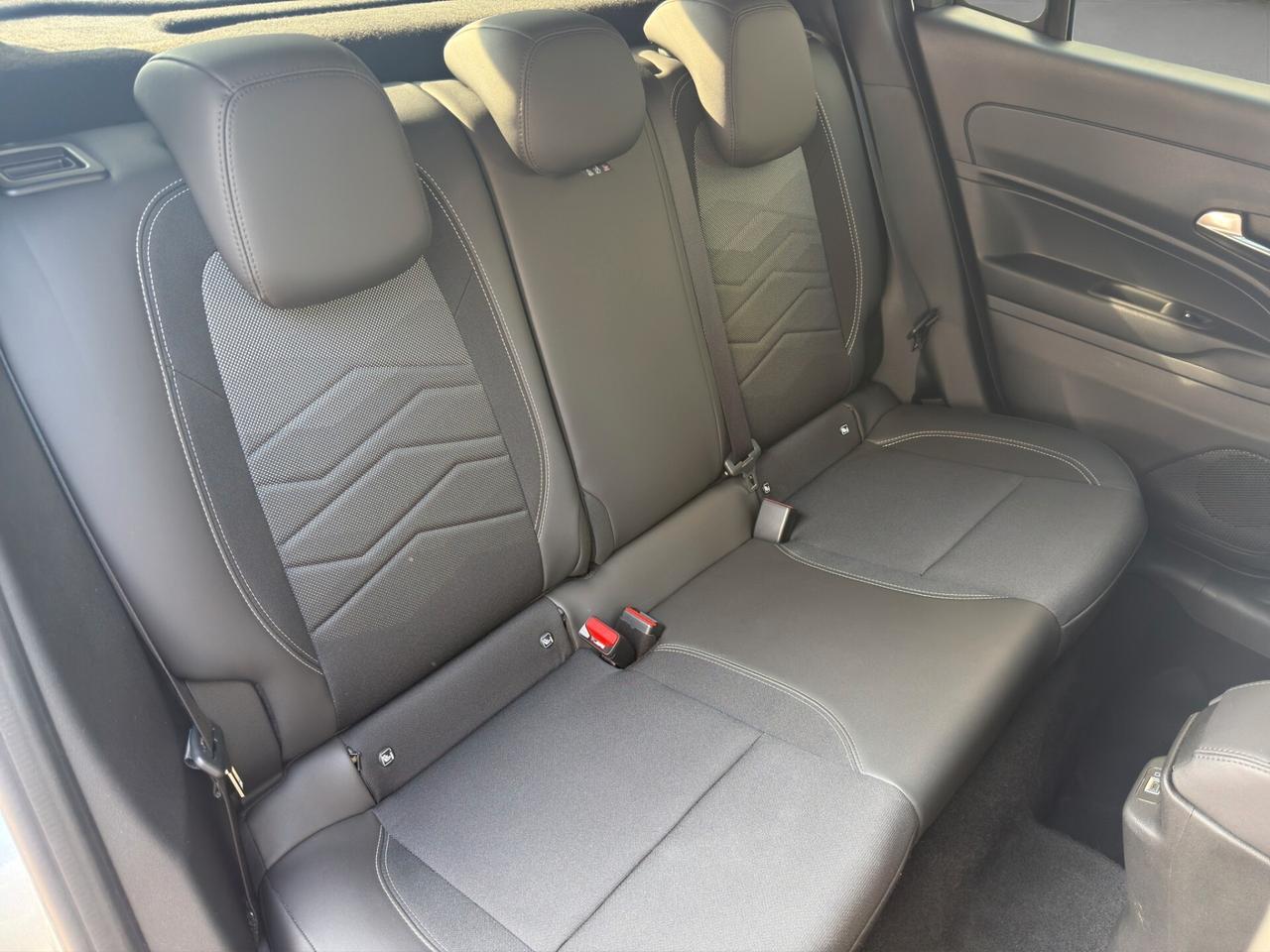 Jeep Avenger 1.2 Turbo 100 CV Summit