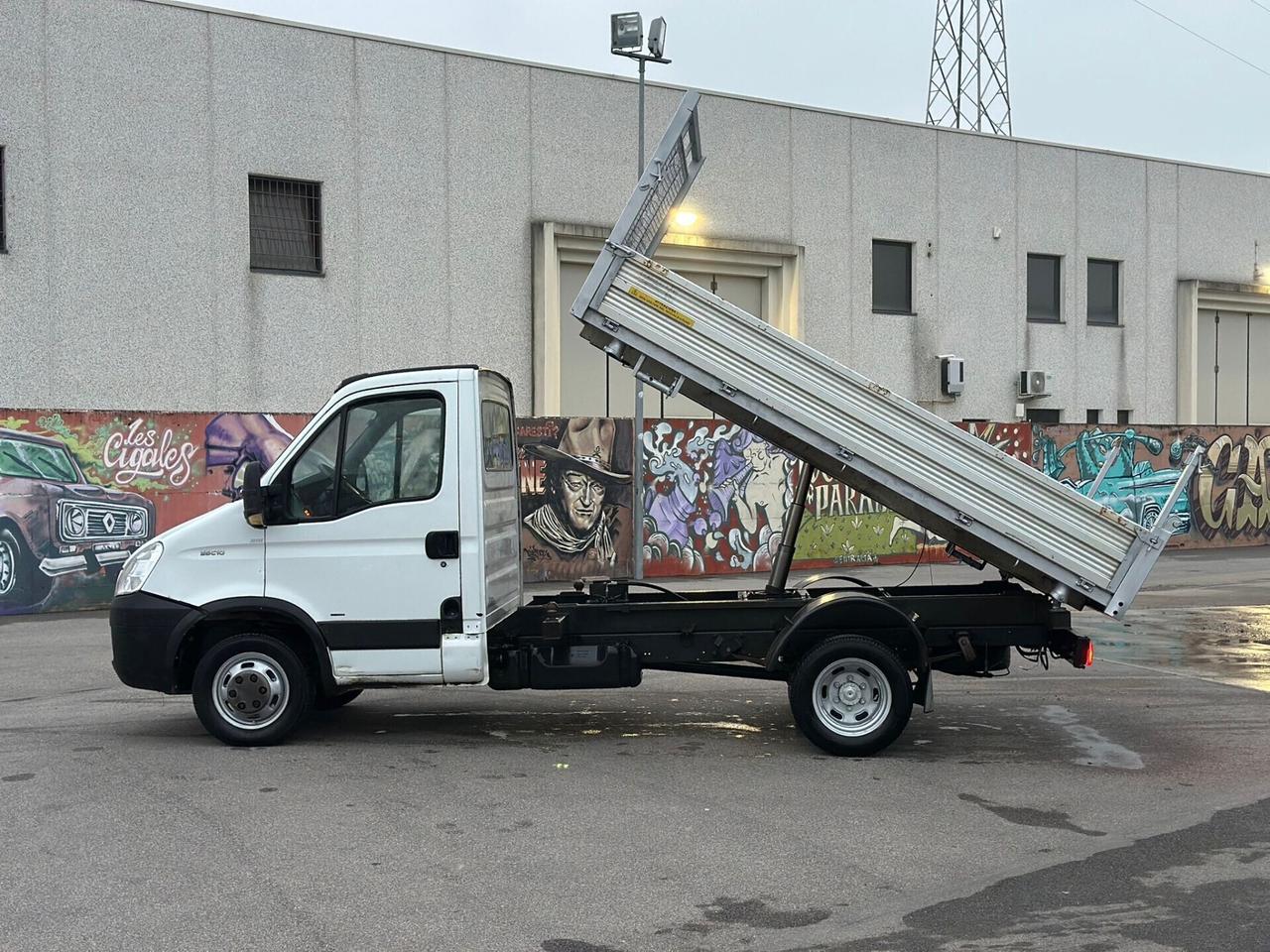 Iveco Dailly Ribalabile