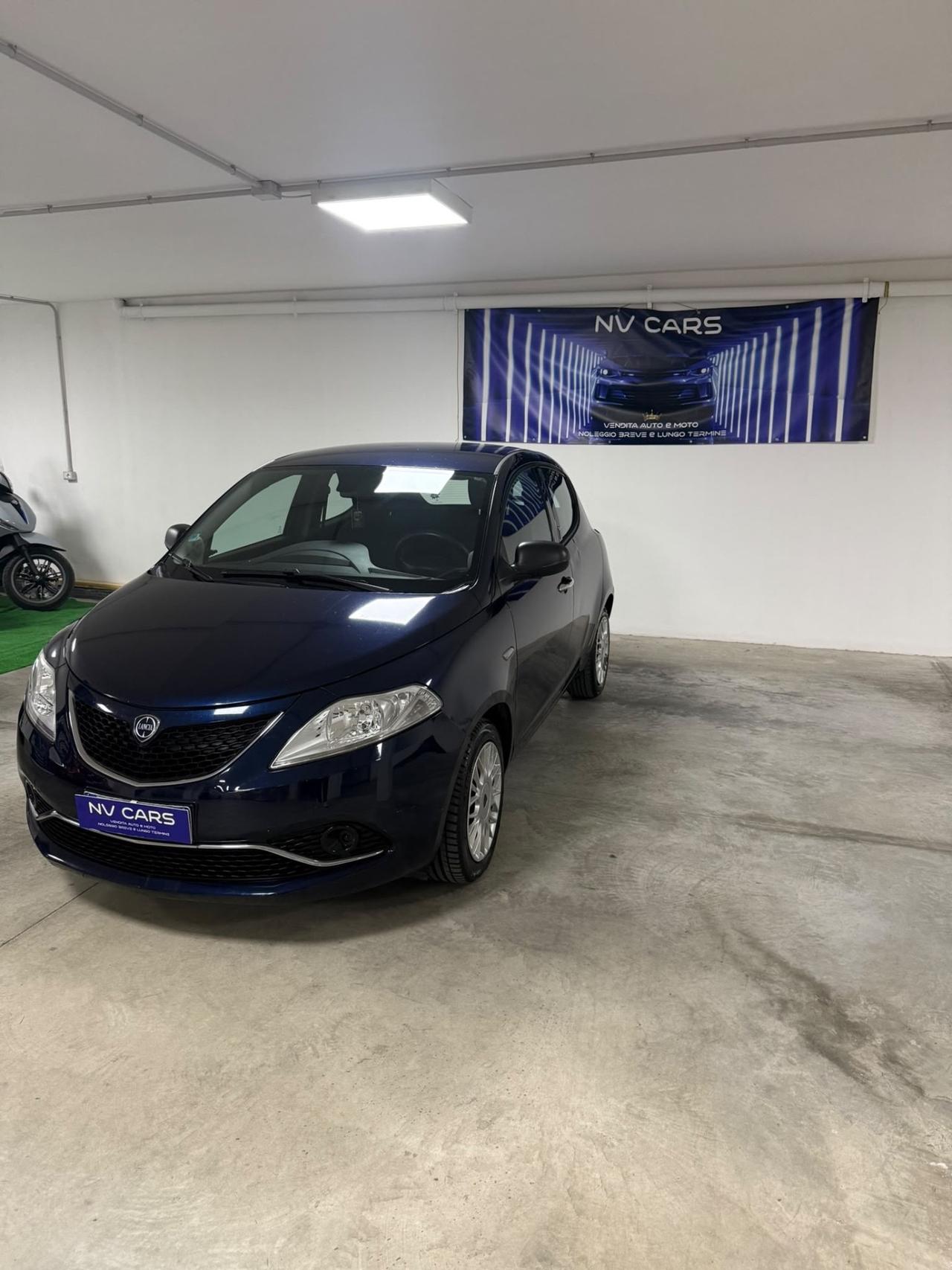 Lancia Ypsilon 1.2 69 CV 5 porte GPL Ecochic Platinum