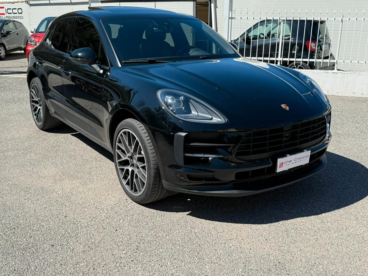 Porsche Macan 2.0 Benzina 245 cv Tetto
