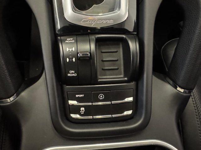 PORSCHE Cayenne 3.0 Diesel //TETTO//SPORT CHRNO//21