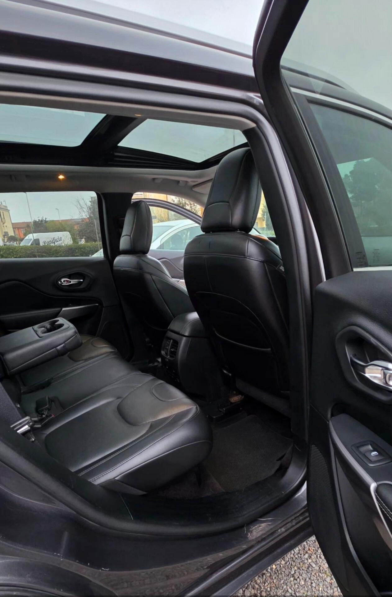 Jeep Cherokee 2.2 Mjt AWD Active Drive I Overland