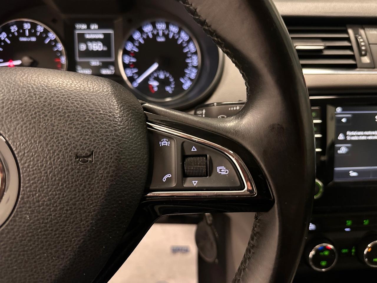 SKODA OCTAVIA 1.6 TDI SW CAMBIO MANUALE