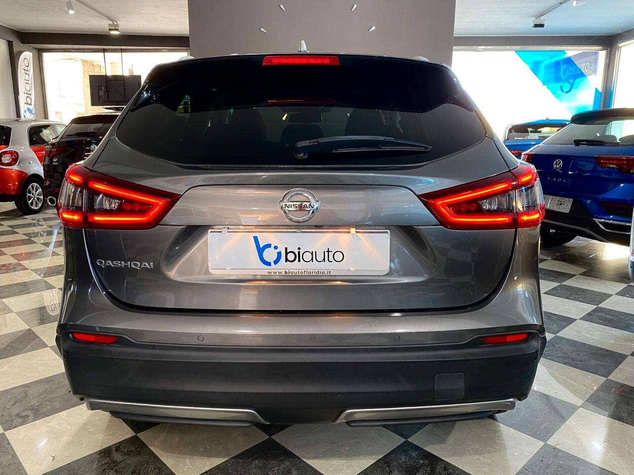 Nissan Qashqai 1.5 dCi N-Connecta