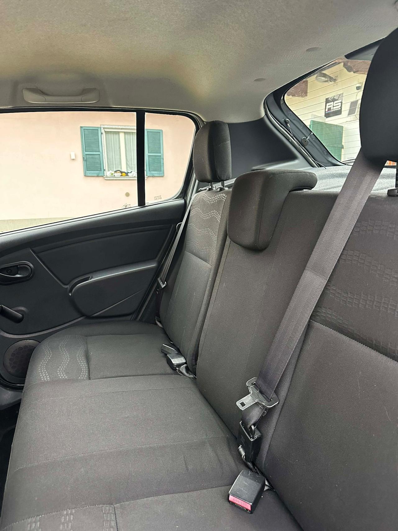 Dacia SANDERO STEPWAY 1.6 8V GPL 85CV NEOPAT KMCERT GARANZ