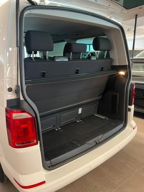 Volkswagen Multivan 2.0 TDI Bett/letto 6Sitze/posti 150PS/cv EURO6 Führerscheinneuling/Neopatentati