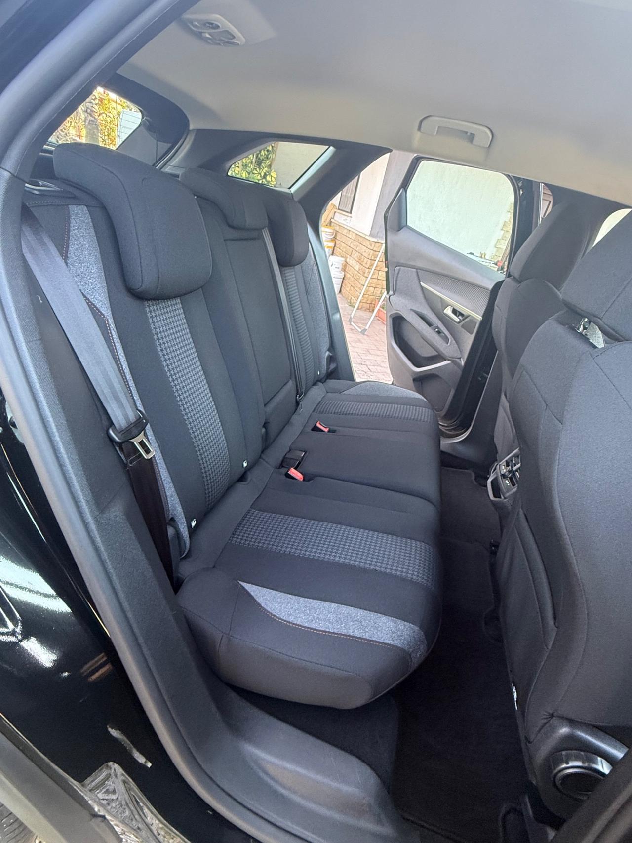 Peugeot 3008 BlueHDi 130 S&S Allure