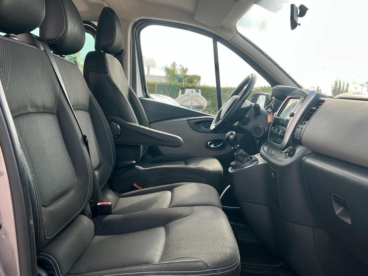 Renault Trafic 1.6 dCi 125CV 9 posti