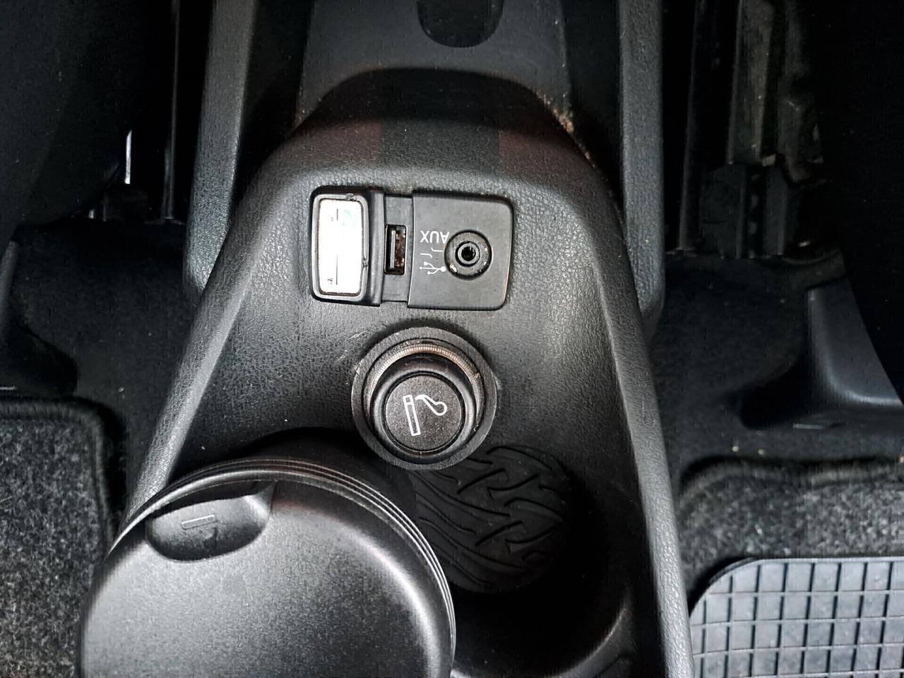 Lancia Ypsilon 0.9 TwinAir 85 CV 5 porte Metano Ecochic Gold