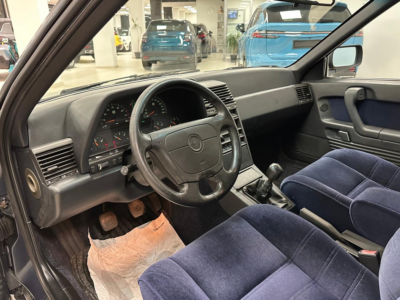 Alfa Romeo 164 2.0i V6 turbo cat 201 CV Super 1994