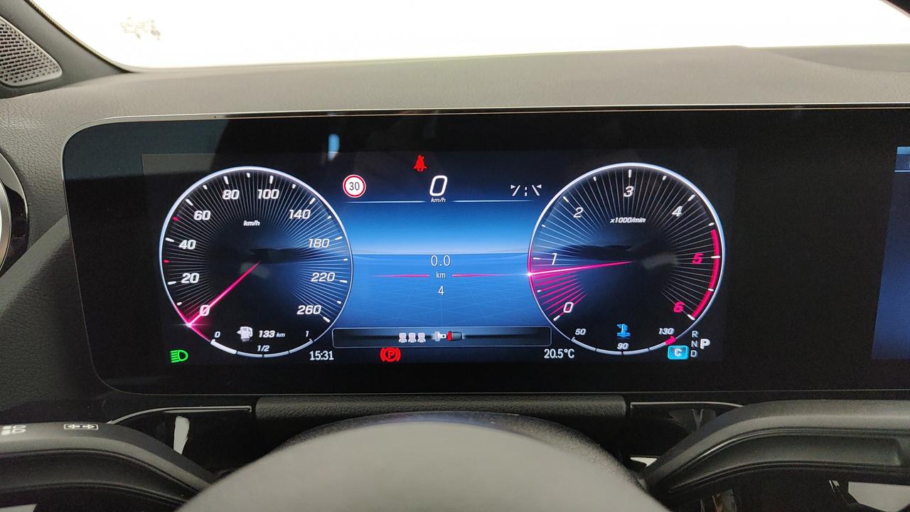 Mercedes-Benz GLA 200 d automatic