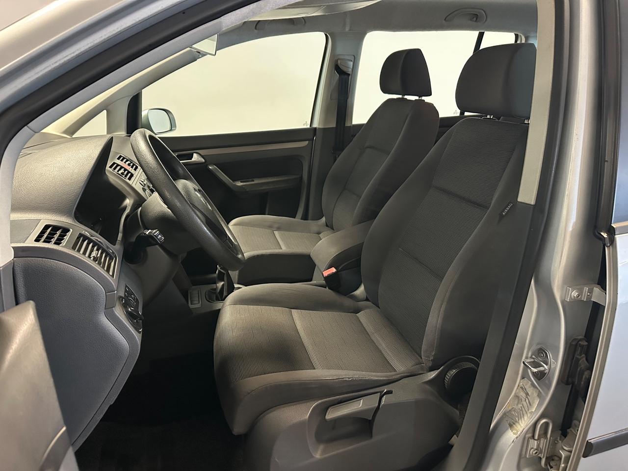 VOLKSWAGEN TOURAN 1.9 TDI 105CV 7 POSTI MANUALE