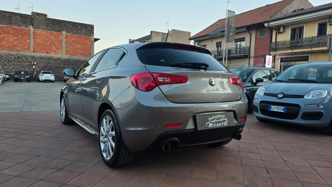Alfa Romeo Giulietta 2.0 JTDm-2 140 CV Exclusive