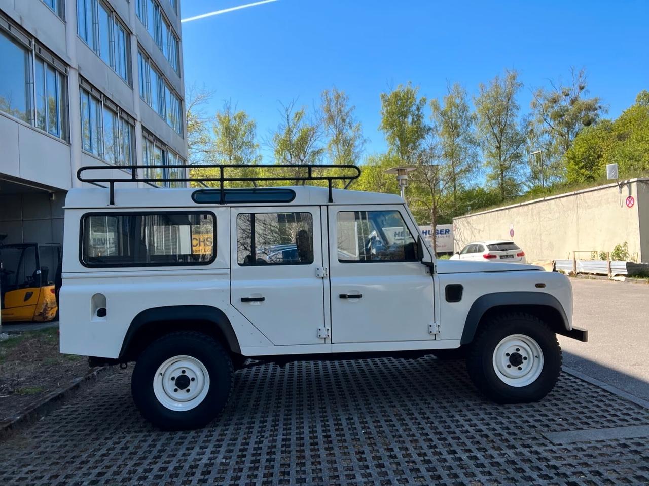 Land Rover Defender 110 ~Gancio di traino~8 posti~Aria condizionata~Pelle