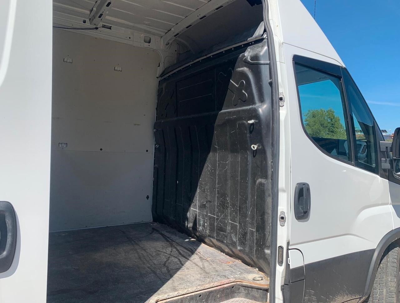 Iveco Daily 35-140 hi matic 6 M. Automat. Unicoprop
