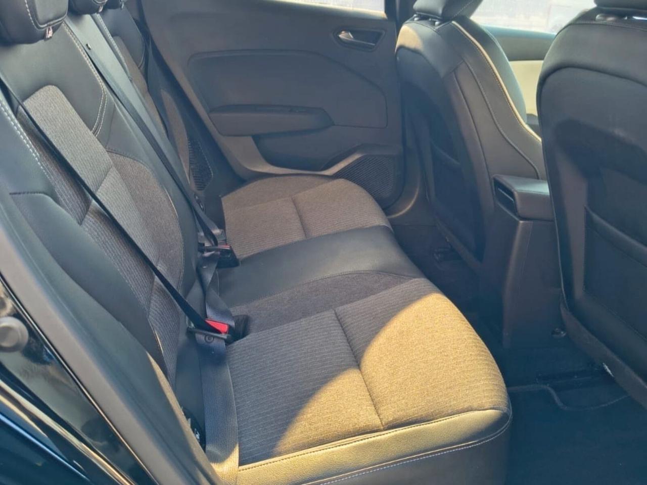 Renault Clio Full Hybrid E-Tech 145 CV 5 porte Techno