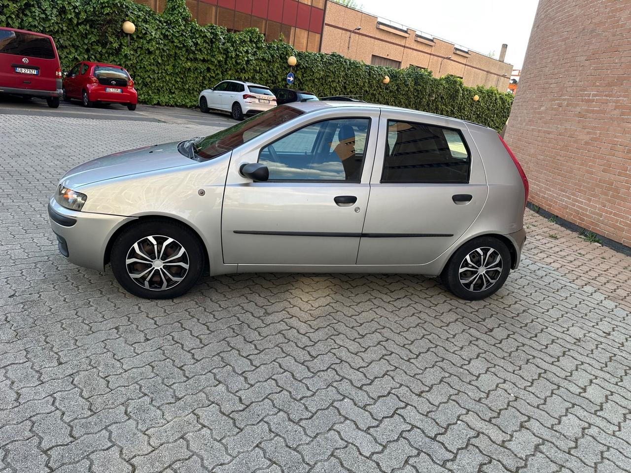 Fiat Punto 1.2i 16V cat 5 porte ELX