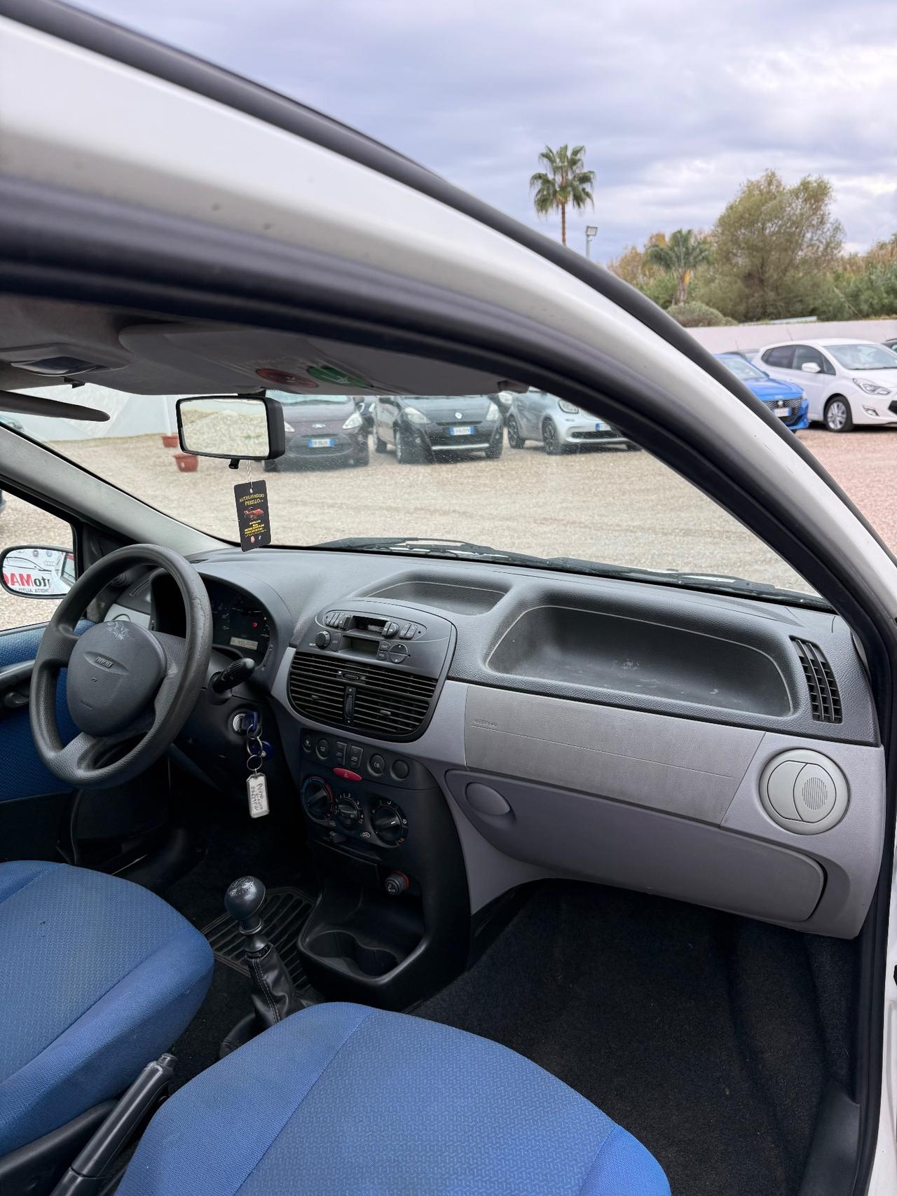 Fiat Punto 1.2i cat 5 porte ELX