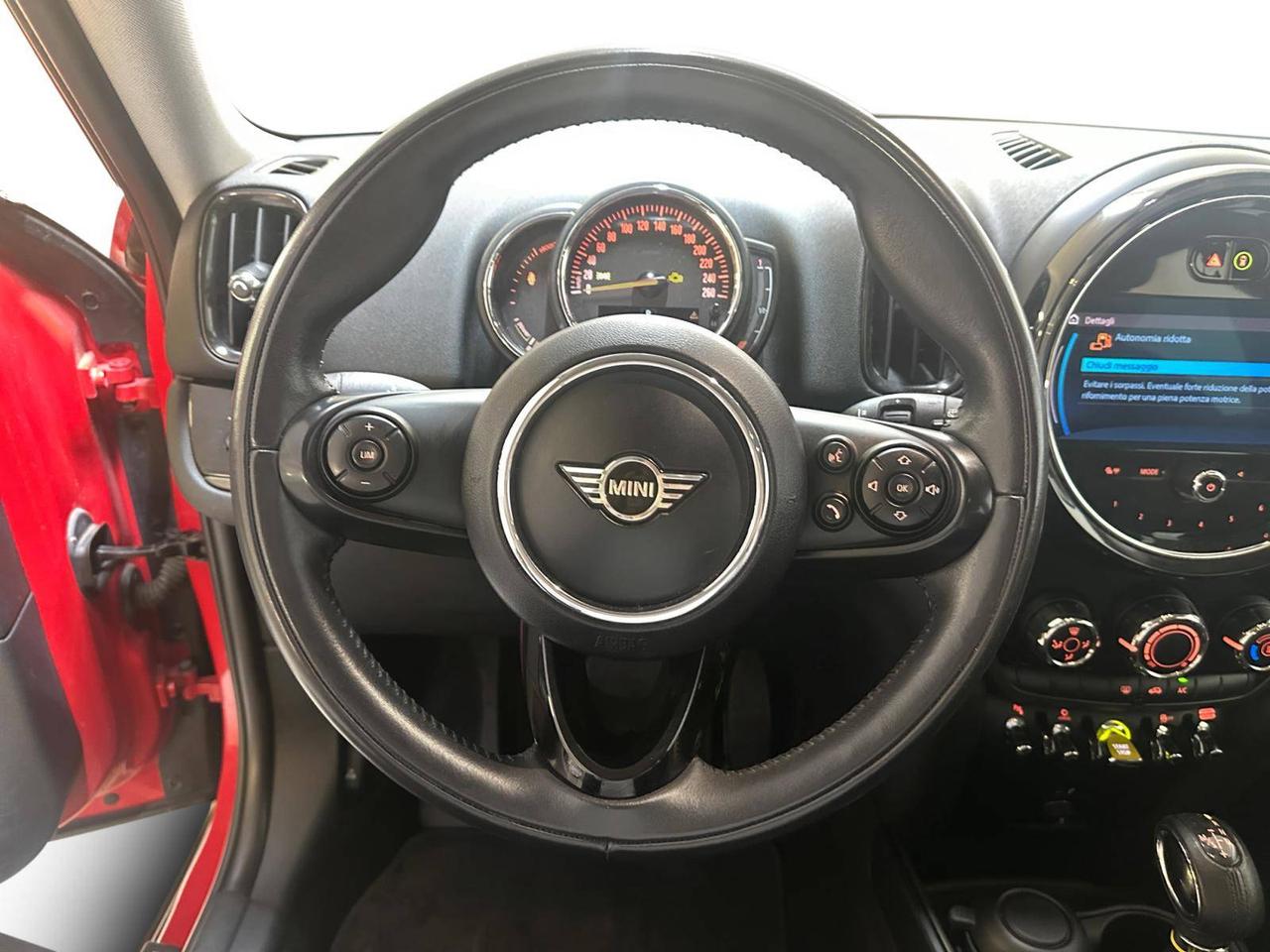 MINI Countryman Cooper SE ALL4 Essential