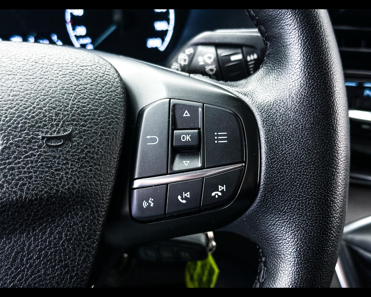 FORD Tourneo Custom 1ª s - Tourneo Custom 320 2.0 EcoBlue 185CV MHEV PC Titanium