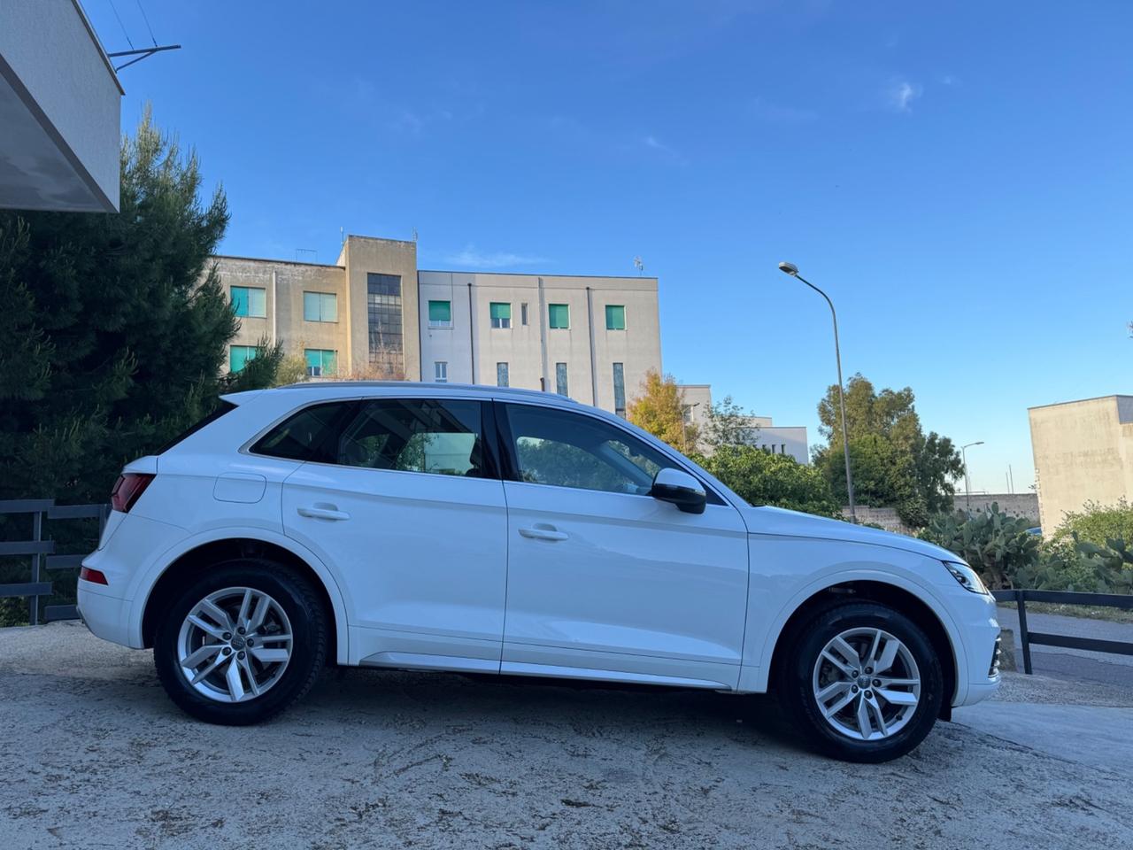 Audi Q5 2.0 TDI STRONIC - SOLO 86.000 KM- 2020