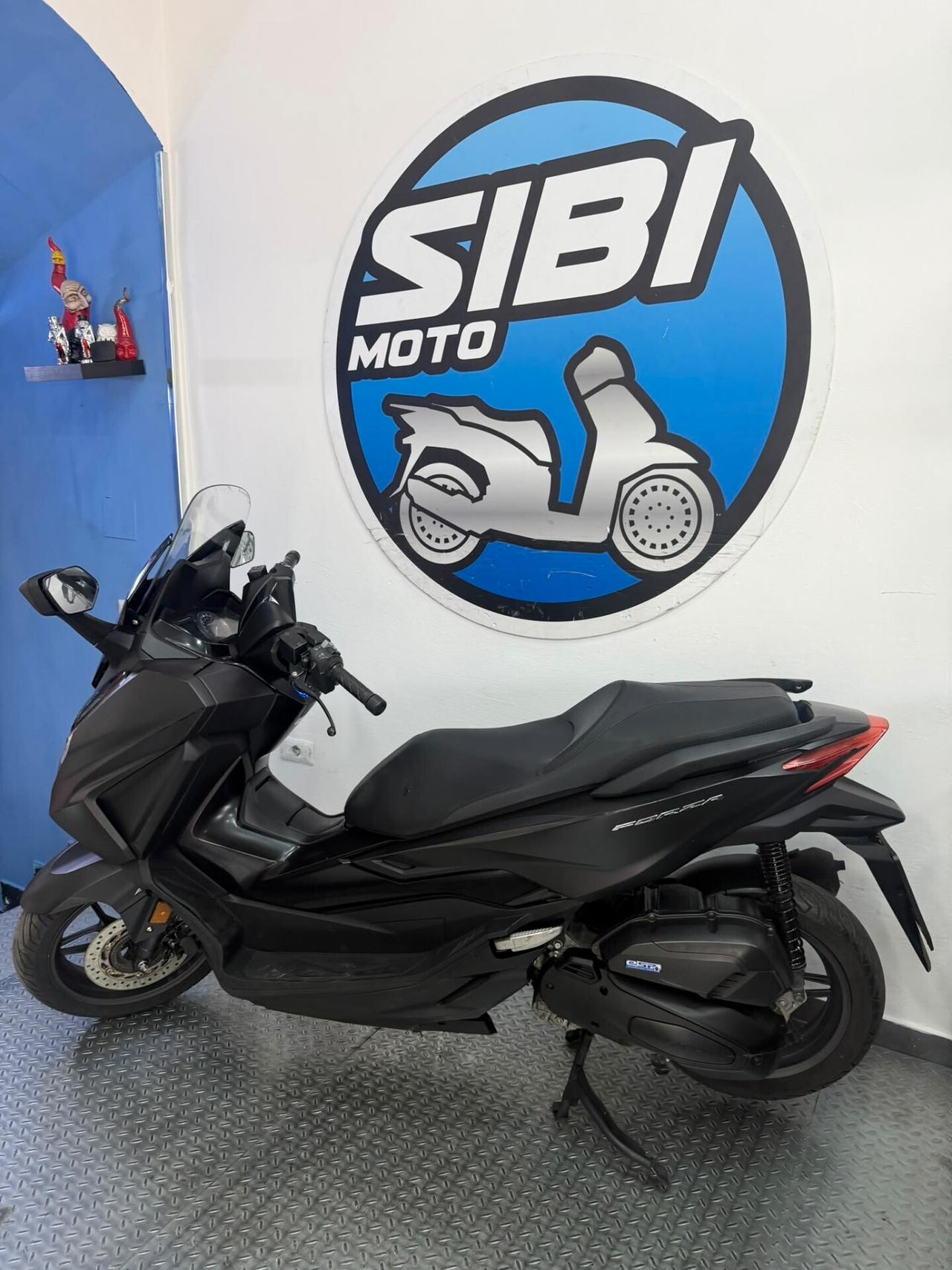 Honda Forza 125