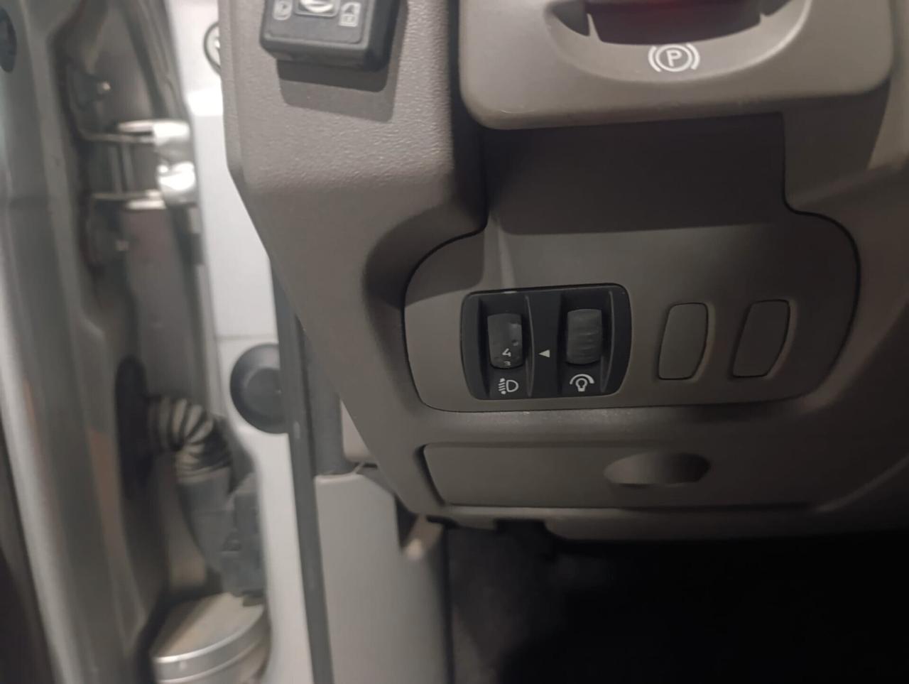 RENAULT SCENIC del 2006 GPL AUTOMATICO