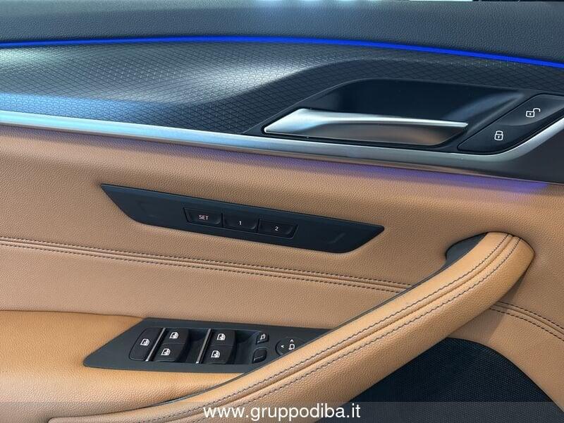 BMW Serie 5 Touring Serie 5 G31 2020 Touring LCI D 530d Touring mhev 48V Luxury auto